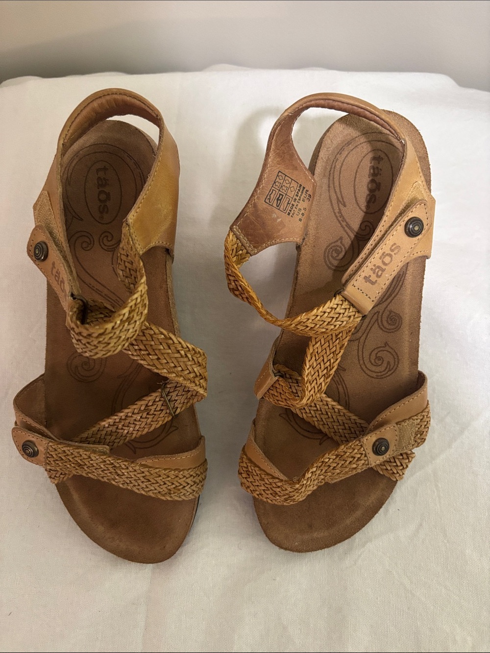 Taos Women's Braided Leather Wedge Sandals Size US 8 / UK 38 Tan